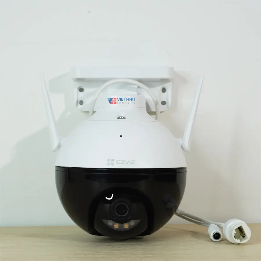 Hình ảnh Camera ngoài trời 360 Ezviz C8C wifi xoay thông minh