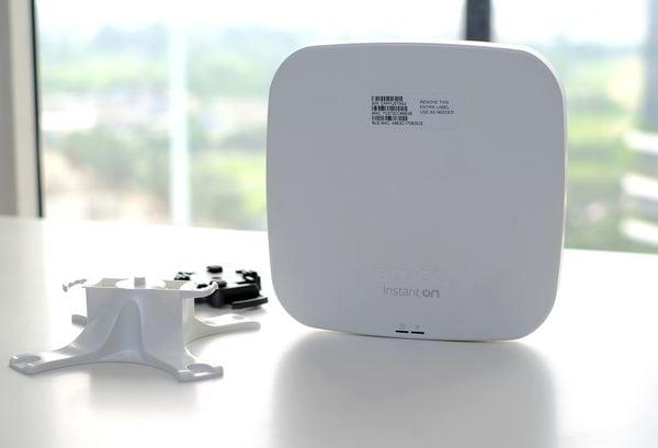 Aruba AP11: Giải pháp Wifi Chuẩn Mỹ Cho Gia Đình & Doanh Nghiệp Nhỏ