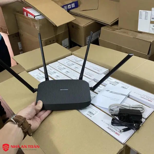 Hikvision Router DS 3WR12GC
