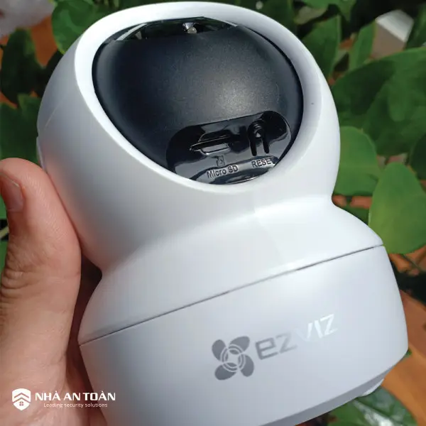 Lắp Thẻ Nhớ Vào Camera EZVIZ