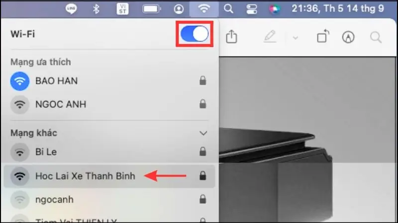Bật Wi‑Fi và chọn mạng trên MacBook nhanh qua menu bar