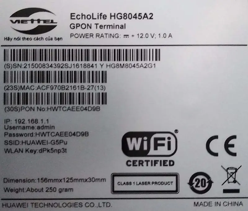 Hình ảnh nhãn dưới modem hiển thị tài khoản mặc định và nhắc người dùng thao tác reset khi quên mật khẩu